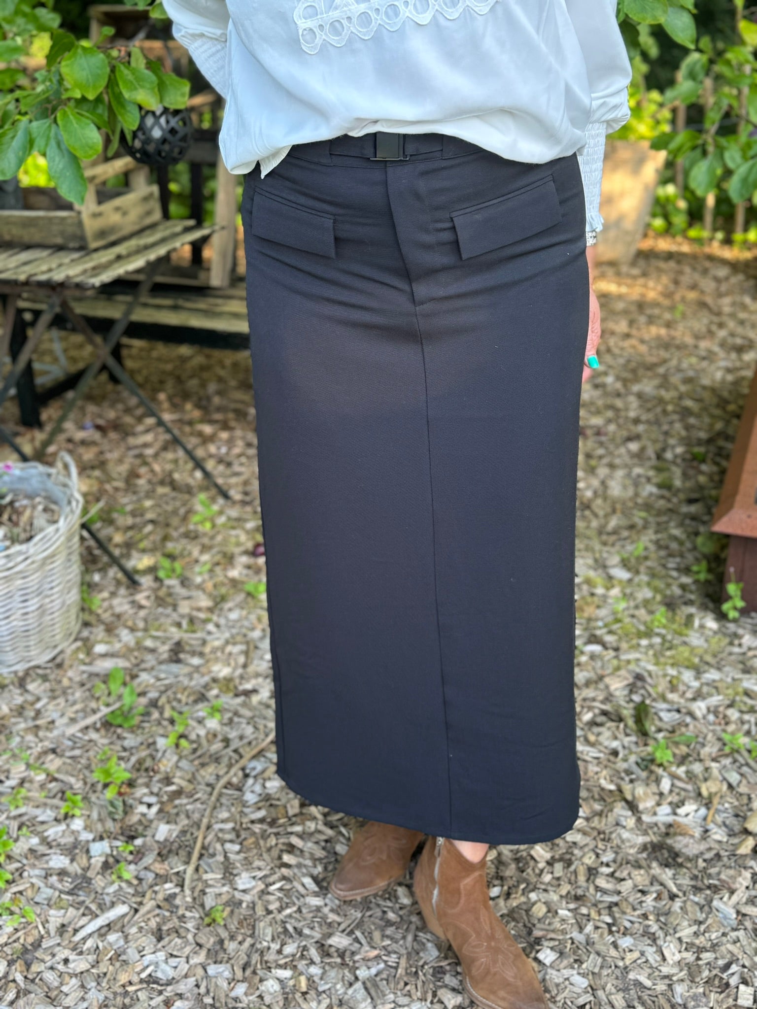 Costa Mani Monalisa Solid Skirt