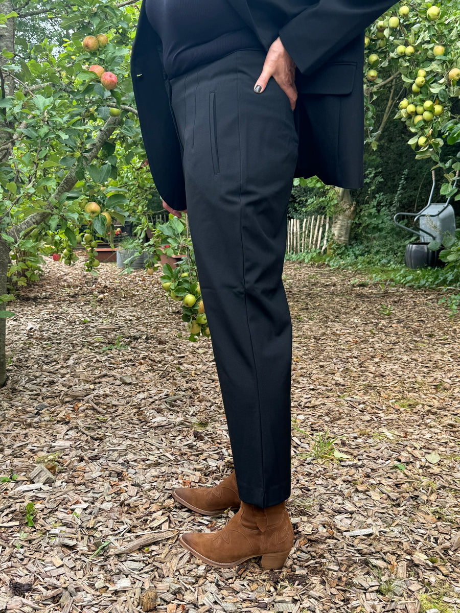 Isay Firenze Higtwaist Pant | Isay | Køb online hos Moster D – Hurtig levering