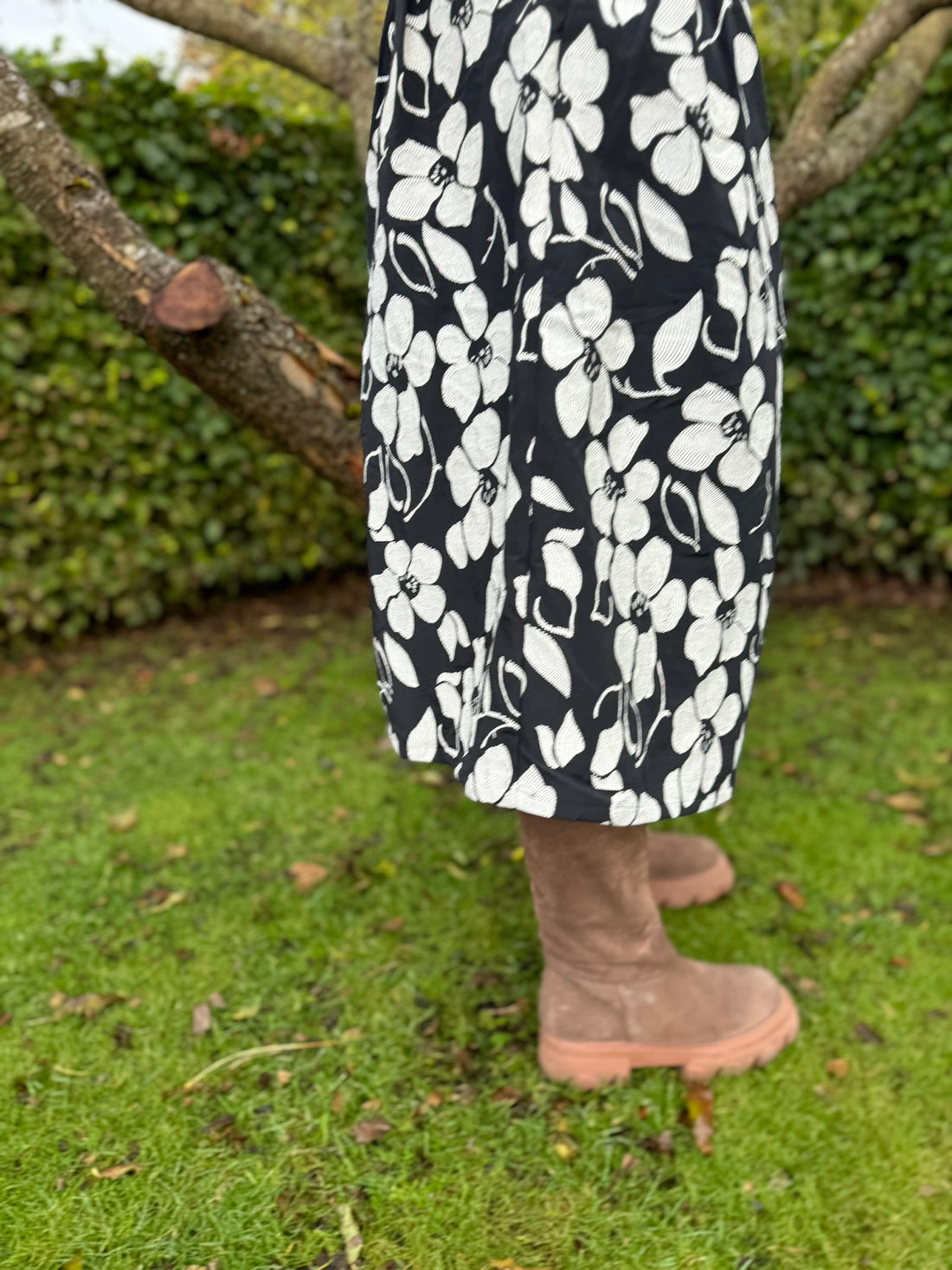 Cream Yule Skirt