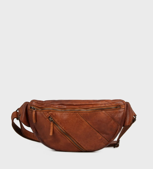 Montana Est. 1957 Lavina Bumbag - Cognac