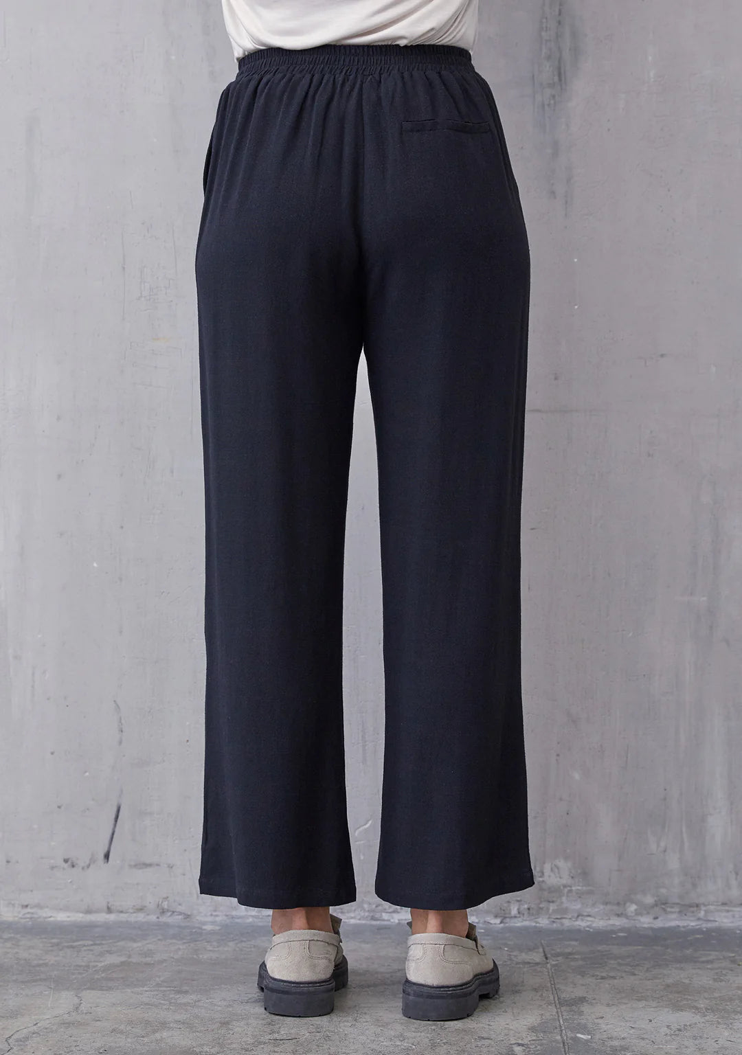 Isay Pearl Pants - Black