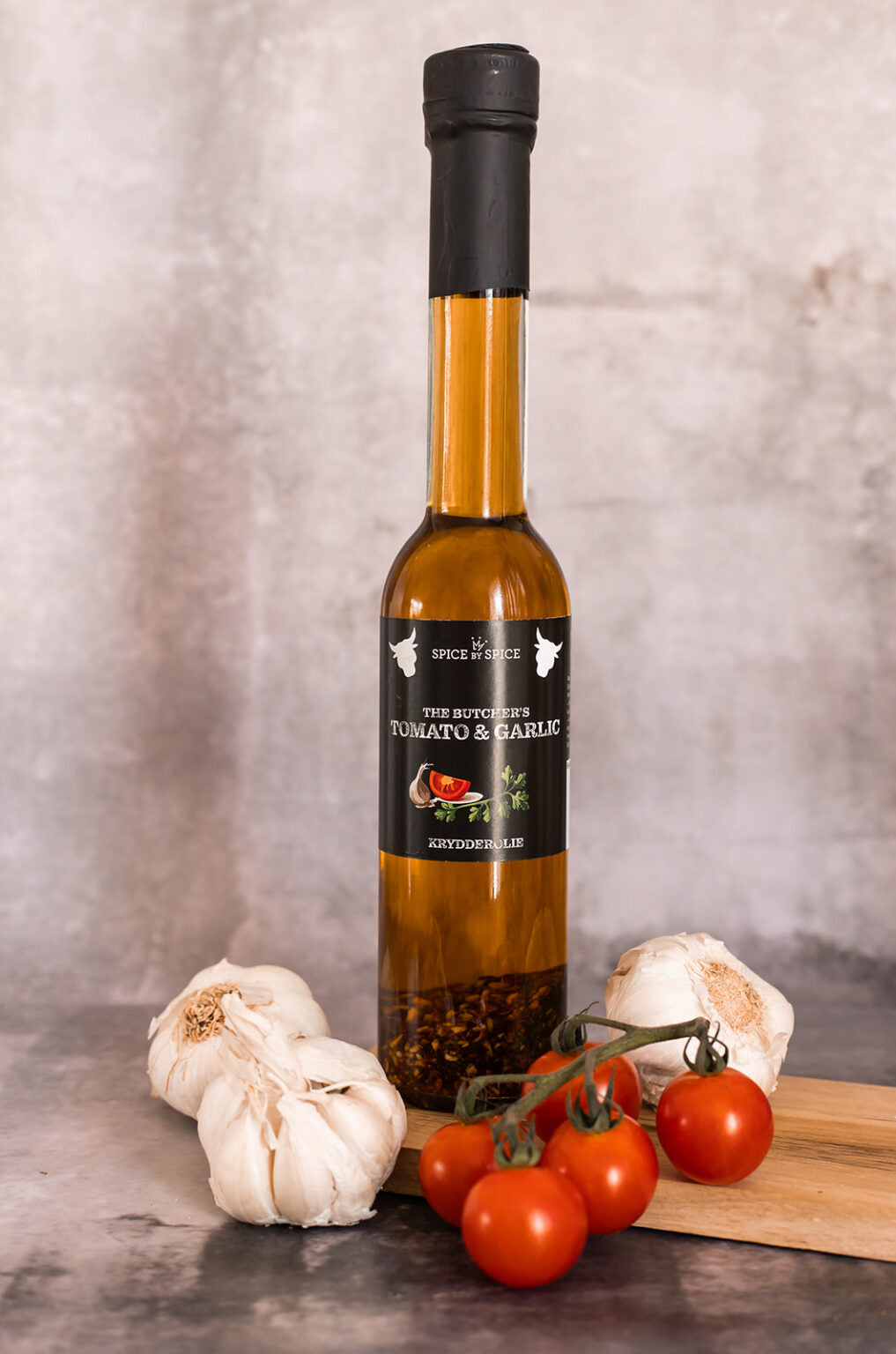Spice By Spice Tomato & Garlic olie | Spice by spice | Køb online hos Moster D – Hurtig levering