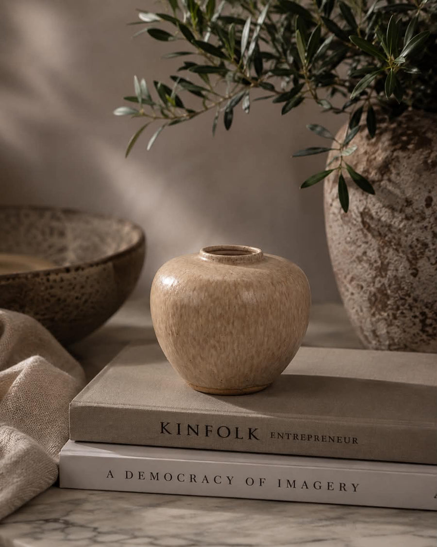 House Doctor Tino Vase - Beige