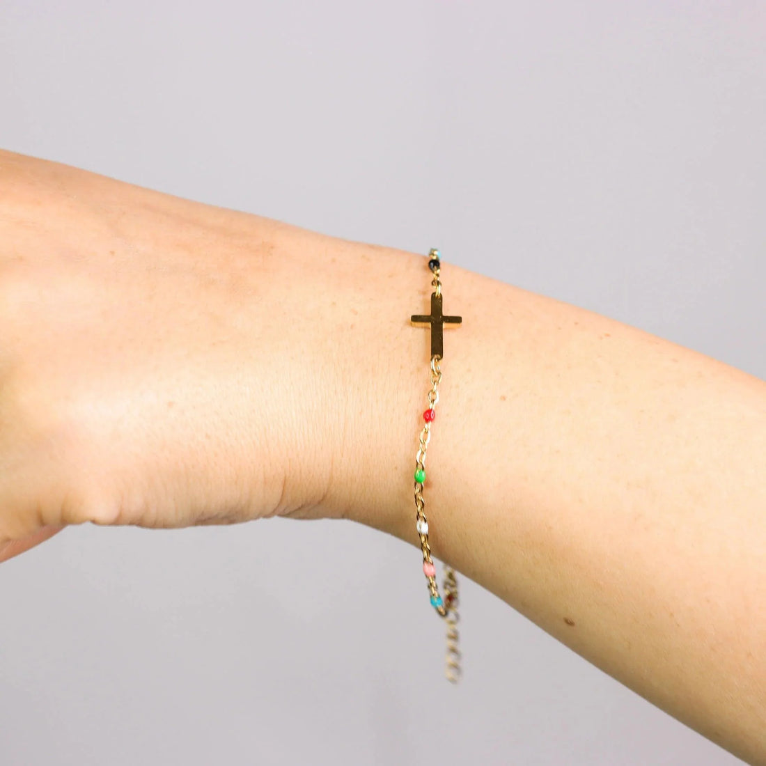 Cross Bohemian Armbånd 18K Guldbelagt - muun studios - Prisvenlige Smykker - Hurtig forsendelse