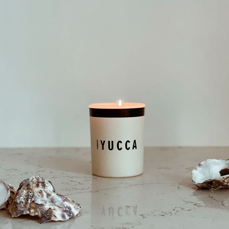 Humdakin - Duftlys - Yucca 210G | Humdakin | Køb online hos Moster D – Hurtig levering