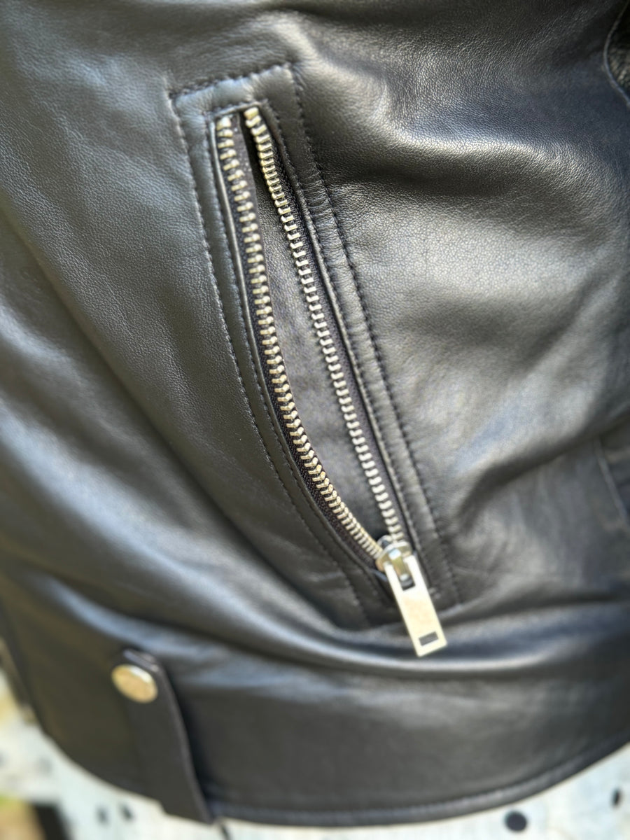 Notyz Overzied Biker Jacket - Black w. Silver | Notyz | Køb online hos Moster D – Hurtig levering
