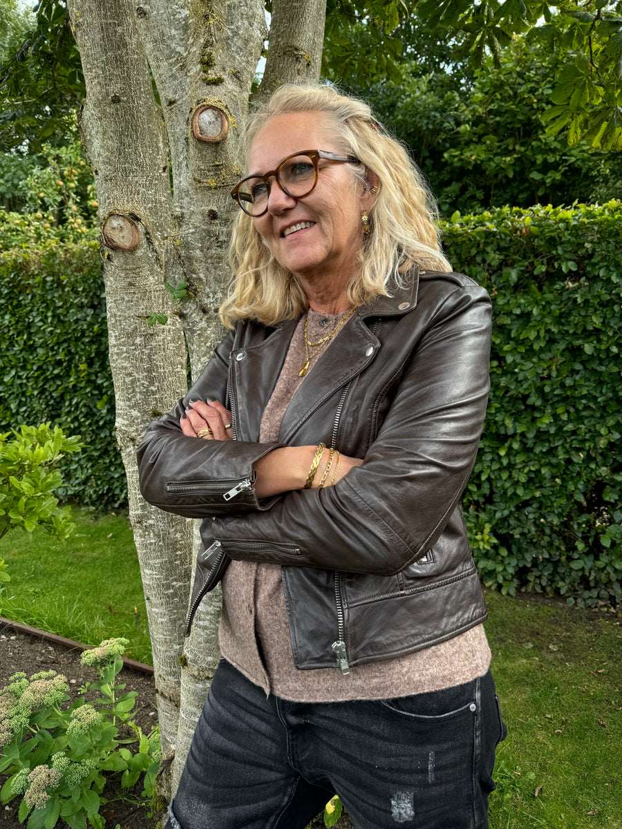 Notyz Biker Jacket - Almond Brown | Notyz | Køb online hos Moster D – Hurtig levering