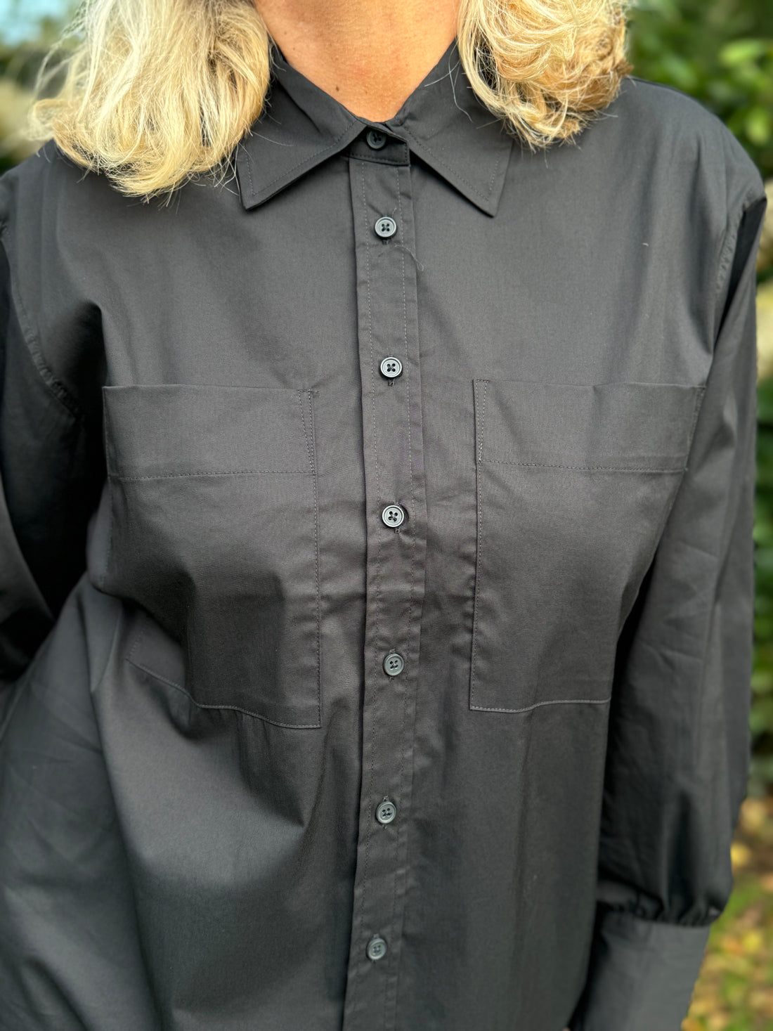 Isay Sigga Oversize Shirt - Black