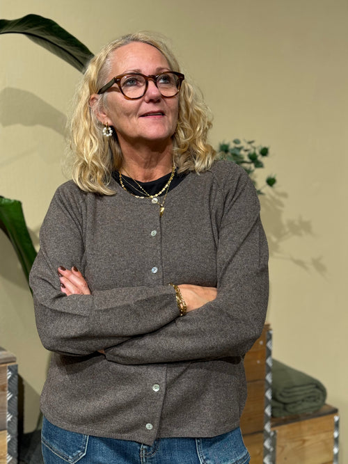 BTF CPH Cashmere Cardigan - Brown Melange | BTF CPH | Køb online hos Moster D – Hurtig levering
