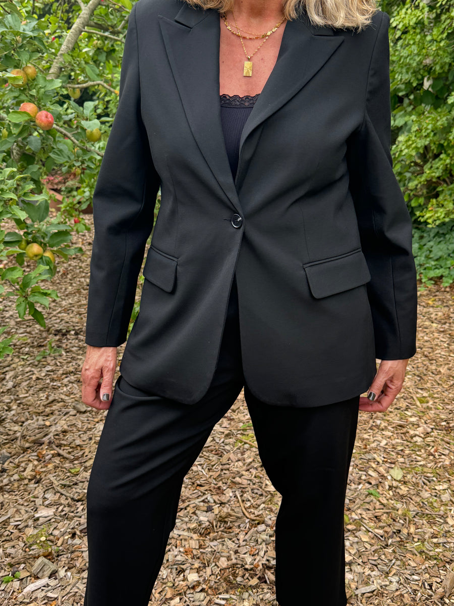 Isay Firenze Blazer - Black | Isay | Køb online hos Moster D – Hurtig levering