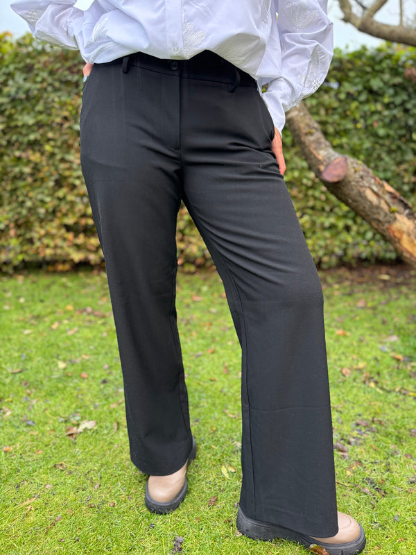 Isay Firenze Wide Pant | Isay | Køb online hos Moster D – Hurtig levering
