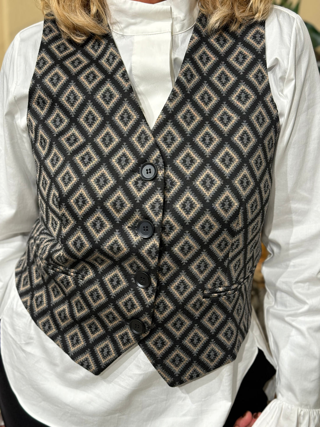 Costa Mani Flint Vest